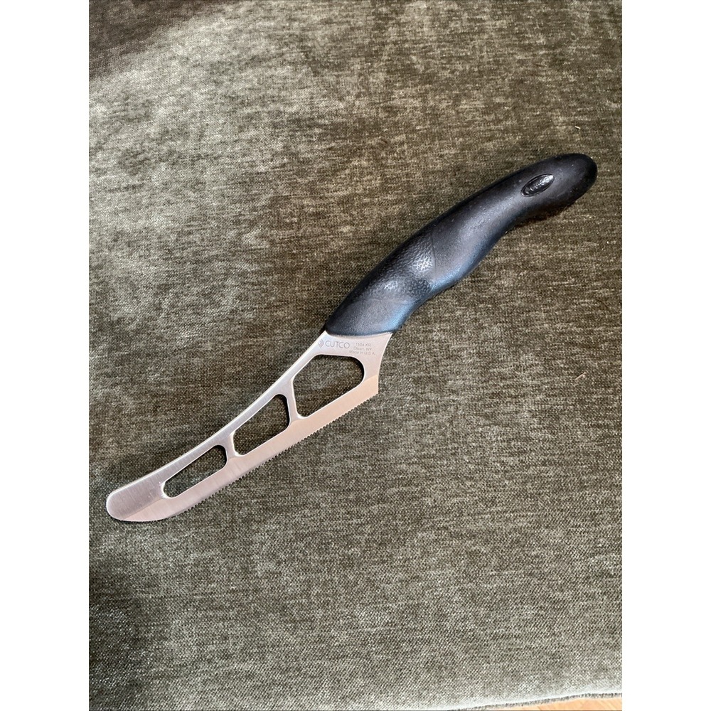 Cutco 1504 KR Serated Cheese Kitchen Knife Black Soft Grip Handle USA made